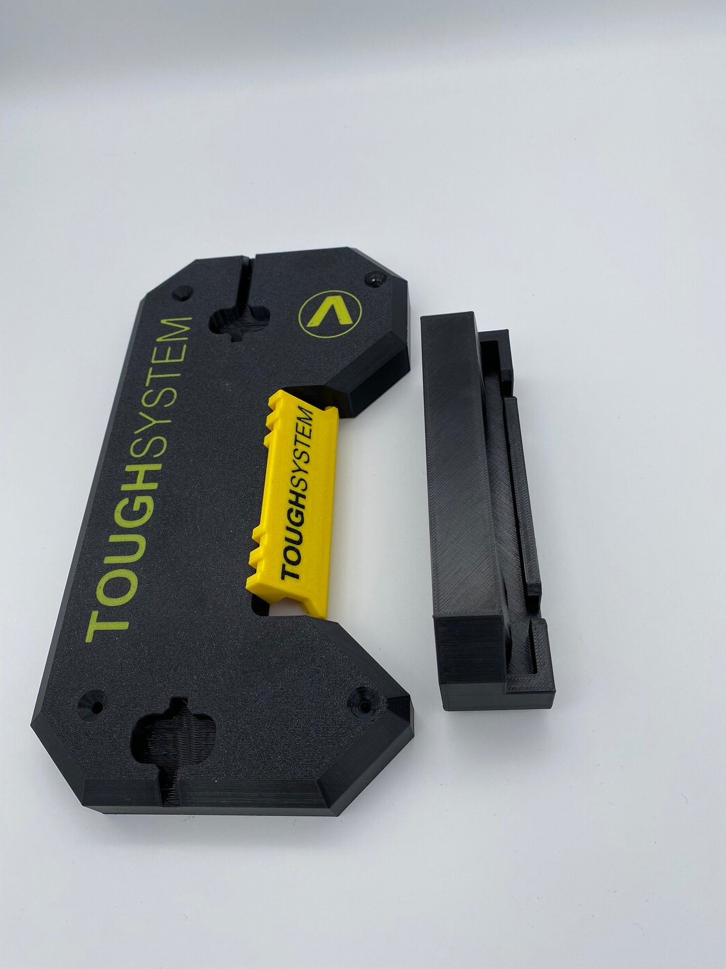 DEWALT TOUGHSYSTEM half size box mounting bracket | mounting platform