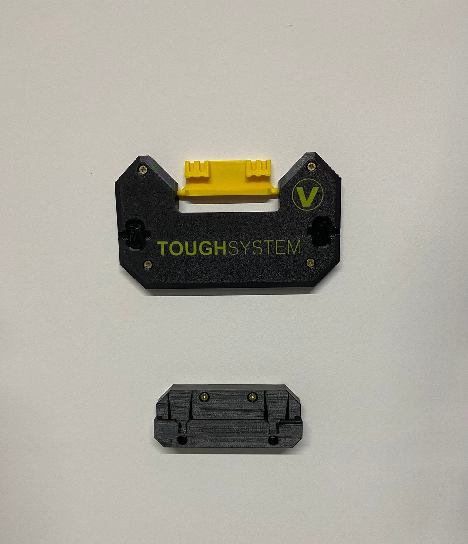 DEWALT ToughSystem 2.0 Half Size Mounting Bracket